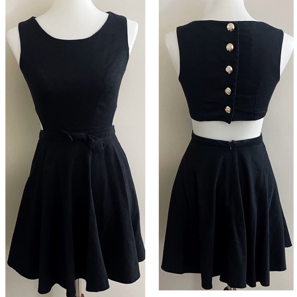 (sold) Y2K Forever 21 Black Fit and Flare cut out skater dress